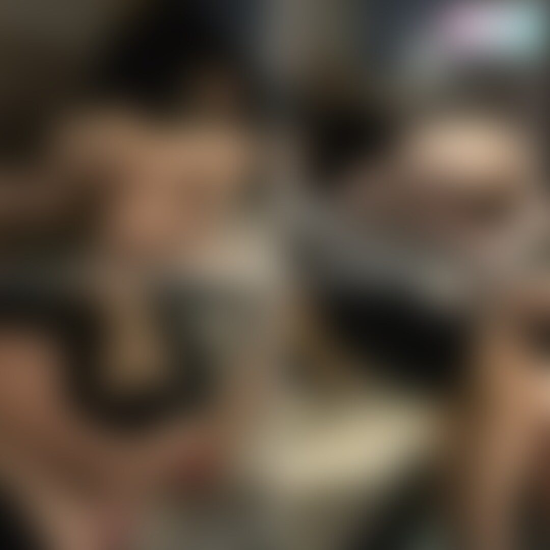いつもより前戯長めのいちゃらぶエッチ🥰
おもちゃと手マンで何回もイッちゃった後のエッチは最高でした💕 (2/2)