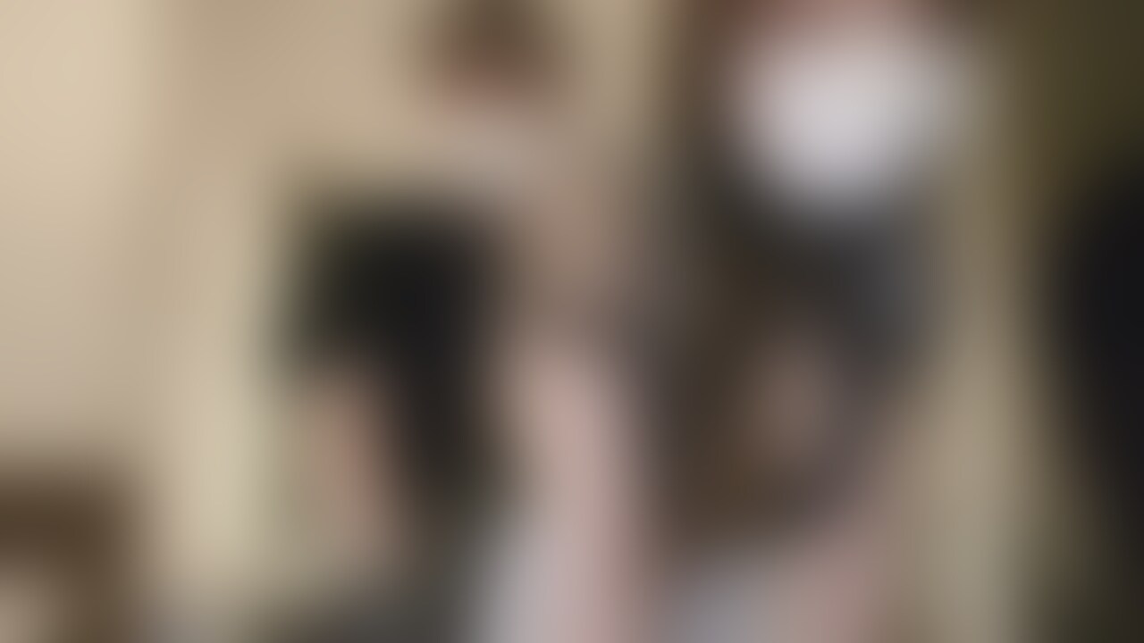 皆様こんにちは💕✨

お気楽夫婦のまなです



３月厳選㊙フル動画１本目です!!!



今回の動画はメイド服を着て

えっちなことしちゃいました！

むらむら状態で

あそこが我慢の限界でした😣

🍑🍌🍑🍌



色んな体位でえっちなことしたけど

バックで鏡越しからお尻が見えて一番興奮しちゃった🥺



まなにバックで突いて搾り取られてると

思いながら見てほしいなっ💁🏻💗

毎月たくさん更新していくので

楽しみに待っててください💕



いつもたくさんの方からリクエストを頂いていてとても感謝しています💗



もっとたくさんの方からこんなのが見たいっていうのをできる限り今後も投稿させて頂きます( *´艸｀)



気軽にコメント、メッセージでリクエストを伝えてくださいね♪



最後に!!良かったら[いいね☆]押して頂けると泣いて喜びます💖✨ (2/2)