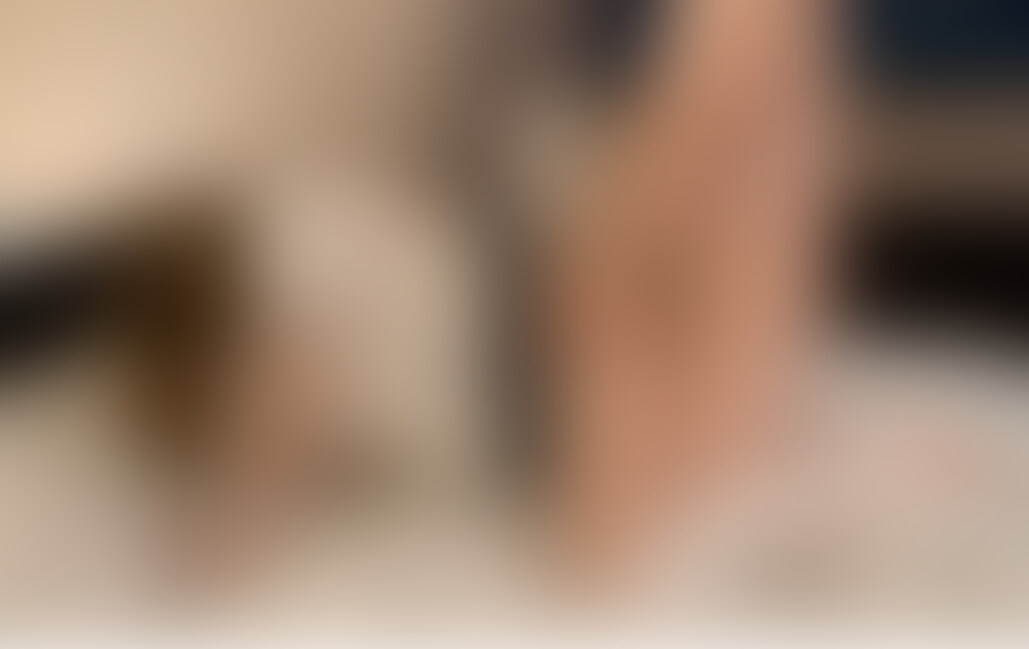 ラブホ🏩でコスプレSEX💕
激しく突かれて最後は顔射されました🥰 (2/2)