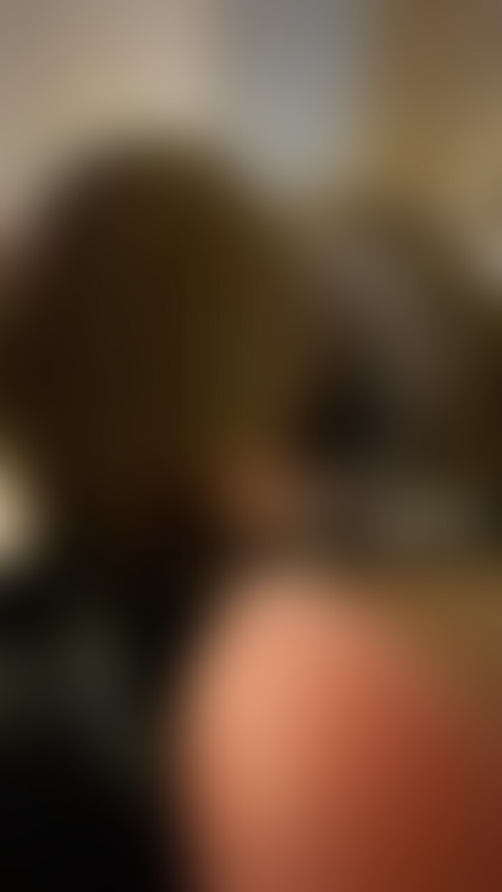 yayで出会った彼氏持ち金髪ギャルをホテルに呼んで浮気セックス
 
 旅行中の夜にムラついたので連絡
 👼「今ホテルいるんだけどなにしてるの？」
 👩「〇〇で買い物してる！」
 👼「〇〇のホテルいるからおいでよーせっかく近くいるなら会いたい」
 👩「わかったよ🥺」
 ↓
 ↓1時間後
 ↓
 👩「ちゅぱちゅぱｼﾞｭﾎﾞｼﾞｭﾎﾟ」
 
 流れでフェラと浮気セックス。
 終わったらすぐ帰ってくれるいい子でした。 (2/2)