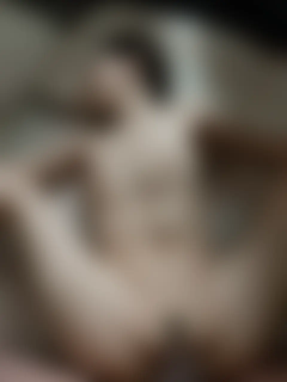 Madoka＆R(夫婦共同)「挿入中についやってしまう... "妻のとある癖"がエロいので見てください。」の投稿サムネイル