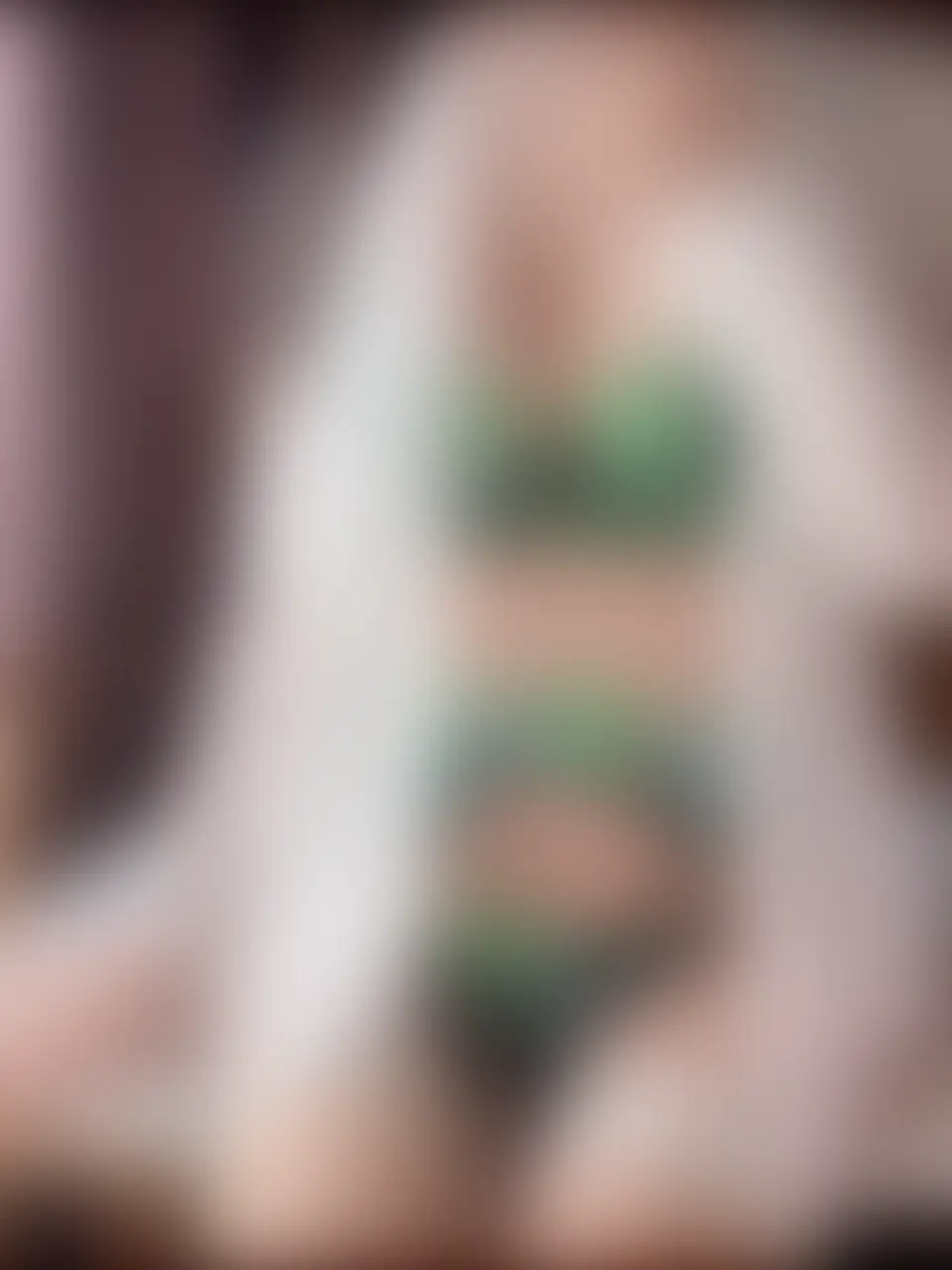 【らぶ・すべてプラン特別版】新緑のサルート💚
昼下がりの白濁本気汁オナニー💚
後半に顔出しシーンあり✨
【プラン限定】事後ドアップおま◯こ
おまけ・まんぐりポーズ付き
ーーーーーーーーーーーーーーーーー
今日は私の中では珍しめ?🤭
新緑を感じさせるような…
鮮やかなグリーンの
ランジェリーでの動画を選んでみたよ💚
この日は元々写真撮影だけの予定だったのですが
お尻を突き出したり、えっちなポーズをしていたら
徐々にむずついてきてしまって、、ついつい
そのままいたしてしまった動画です🙈💦
お気に入りのオモチャで…
足ピンがちょっと恥ずかしい…笑
ーーーーーーーーーーーーーーーー
再編集✨完全リマスター版
▪だいすきプラン→未公開シーン追加
▪らぶプラン→さらに㊙シーンを追加
また顔出しシーン→完全顔出しでリニューアルです♪
ーーーーーーーーーーーーーーーー
ぷしゃぁ動画のような派手さはないのですが
ゆっくりとあそこがほぐれていく様子や
私の息づかい、粘液とオモチャの擦れる音、
排卵日前のどろどろ本気白濁汁、
恥ずかしいシーンがいろいろあります(ᐢ ܸ. .ܸ ᐢ)՞ ՞
だんだんと充血していく私のおま◯こを見ながら
おちんちんも大きくしてシコシコしてね🥹
私のリアルオナニー///
より近くに感じてもらえたら嬉しいです🙈
🍃 (2/2)