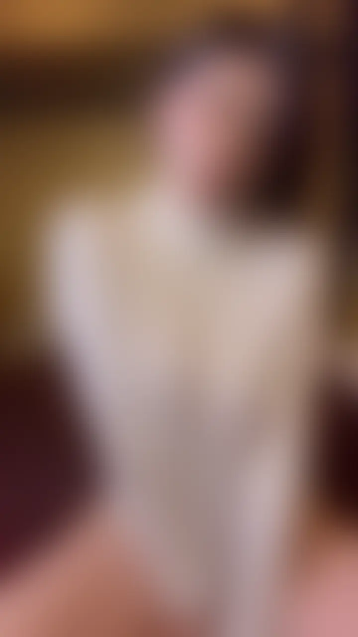 【完全顔出し|ドアップあり】見る前に「いいね♡」押してくれると嬉しい🥹 このプランに入ってる人には優先的にDM返してるから 感想教えてね💕(ゆいとも沢山お話しできるよ!)少し恥ずかしいけど、ドアップシーンも入れてあるのでぜひみてね❣️ ゆいの動画で沢山癒されて、気持ちよくなってほしいな💕 (2/2)