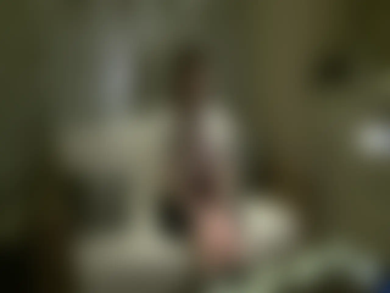 【18歳】制服ギャルのエロ過ぎる性交にドハマりの生ハメ中出し

出会い系アプリで知り合った制服ギャルのみさちゃんのハメ撮り動画です?


めっちゃ明るくてノリのいい性格で今回初めて会ったのにすぐに仲良くなっちゃいました。

可愛くてエロい雰囲気が滲み出ている魅力的な制服ギャルのみさちゃんに秒で夢中になっちゃいましたｗ!
ミニスカタイプの制服が超似合い過ぎていて見つめられるだけで射精してしまいそうですｗ


イチャイチャな雰囲気でのまったり濃厚なキスも指やおもちゃでイキまくる敏感なオマ●コも
最高ですがなんといっても超絶エロい濃厚なギャルフェラと手コキで思わず暴発してしまいそうになる私のチ●ポを
何度も寸止めして焦らしいたずらっぽく目を見つめてくる小悪魔的なところがさらに魅力的で何度も脳イキしそうになりましたｗ

完全に制服ギャルのエロさに完堕ちしたわたしにさらに濃厚なべろちゅう手コキ・・・ｗｗ

我慢できずに挿入を懇願する私に自ら馬乗りになりいやらしく腰を振るみさちゃんの騎乗位でも必見です!


正直今回の動画は最高にエロエロの傑作だと思いますので皆さんもみさちゃんのイチャエロエロエロエロワールド
楽しんでくださいませｗｗ

あっ・・・あとみさちゃんて甘くてエロいとてもいい匂いがしますｗ (2/2)