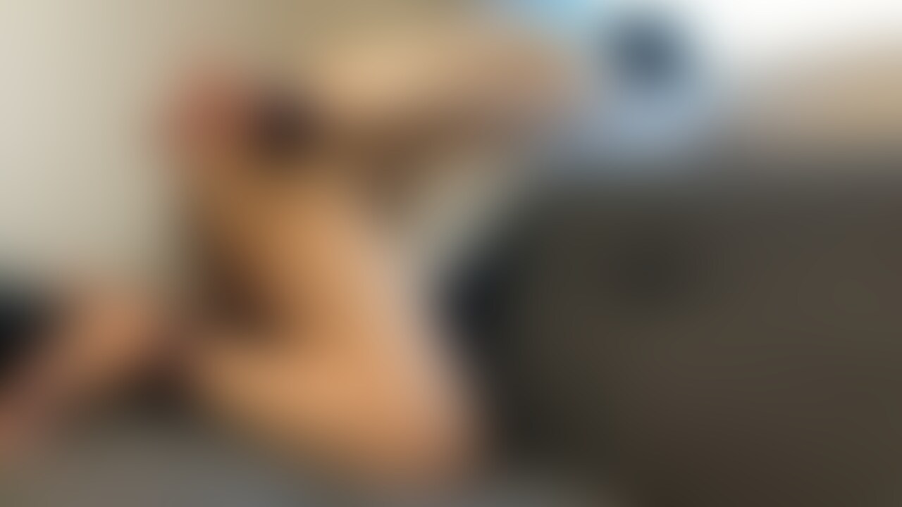 今日はバックで四肢○○○束されています🥰
動けなければ動けないほど興奮するようになっちゃいました泣
いつも応援してくださる皆様の期待に応えたいので
コメントやメッセージでリクエストなどしてくれると嬉しいです💖
全部みています😇 (2/2)