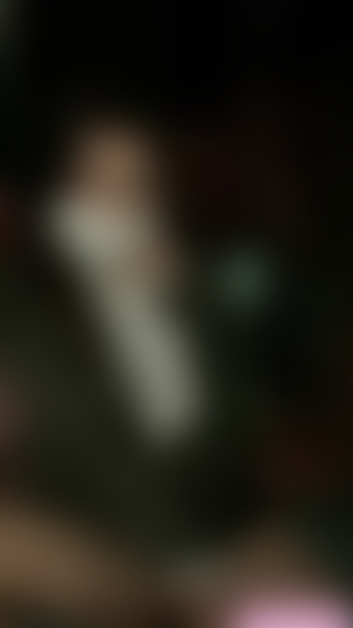 映画館で、お仕事中に少しだけ脱いでみました💁♀️ (2/2)