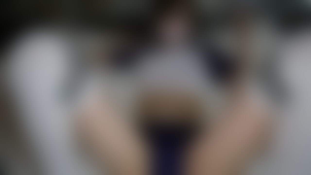 久し振りの体操服でえちえちなことしたよ🫣

ピストンバイブでGカップおっぱいを弄られ、あそこをズボズボされて💦

びしゃびしゃになったあそこに挿入。

正常位でガンガン突かれて、おっぱいバカ揺れ🥺

そのあとはバックでパンパン💦

大好きなバックで最後は果てちゃったよ🥺 (2/2)