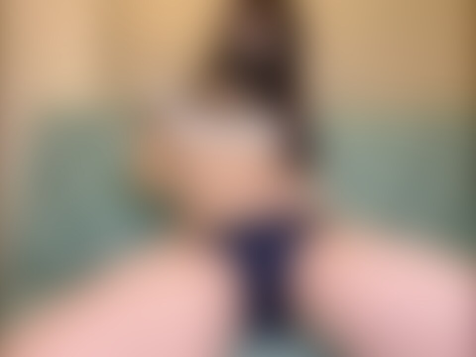 吸うやつ耐久チャレンジ🔥
えっちなブルマ着て、今回は吸うやつ挿入してみました!
M字開脚はもちろん、お尻の形が丸わかりのうつ伏せなど
いろんな体位で挑戦しました!
果たして20分耐えられるのか...!?(無理そう)
結果は動画をご覧ください!(見るまでもない) (2/2)