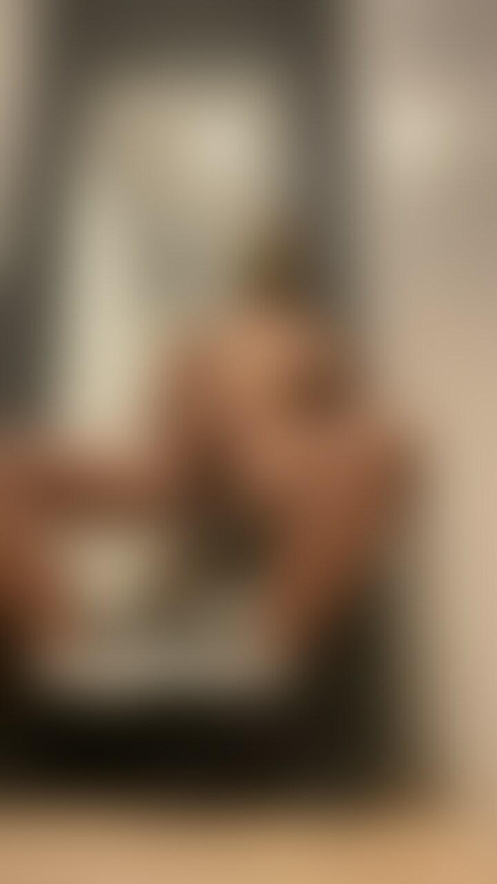 顔チラ🤫😅 sample 1