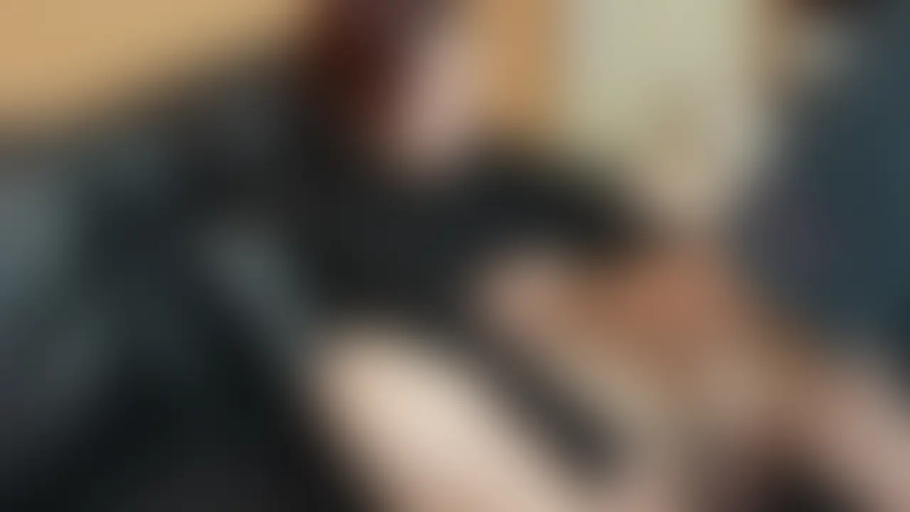 昔プライベートで撮った蔵出し動画‼️遊んでる間ずっとムラムラさせてすぐ勃起してたからサクッと穴貸して抜いたったやつw (2/2)