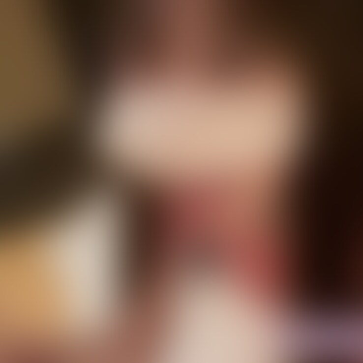 ナースコスプレ💉してエッチしちゃいました💕
最後は中にいっぱい出してもらって、お掃除フェラもしましたよ😋🍼 (2/2)