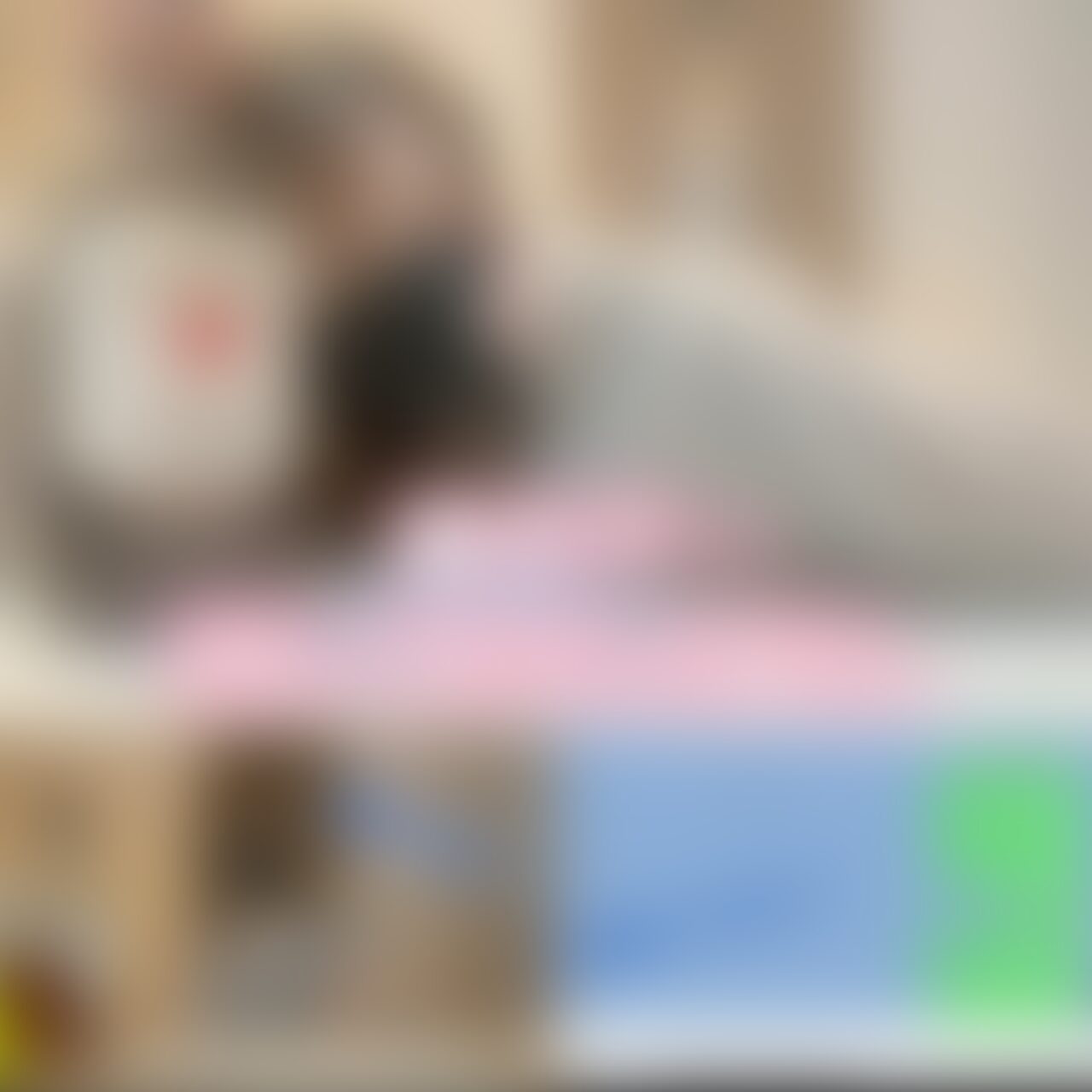 LI〇E既読がつかない。
電話も出ない。
帰ってこない。
浮気ですよね？💢
そんな動画です🥺 (2/2)