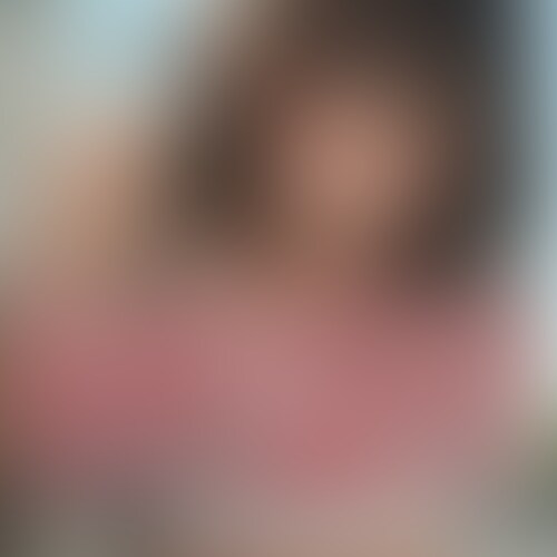 お○○○さんのセクシーなお口から
「ちんぽ…」って言われただけで
勃起してしまう男のコ。
そんな男のコを、からかいたくなったお○○○さんは
男のコの耳元で「ちんぽちんぽちんぽ…」の連呼責め。
我慢できなくなった男のコは
おちんぽを取り出しオナニーをはじめてしまう。
更に淫語責めは加速し
100回以上のちんぽ連呼責めに
男のコは大量射精する!
どんどん新作動画を公開していきます!
サンプルを気に入りましたら
「いいね!」「フォロー」「入部」をお願いします! (2/2)
