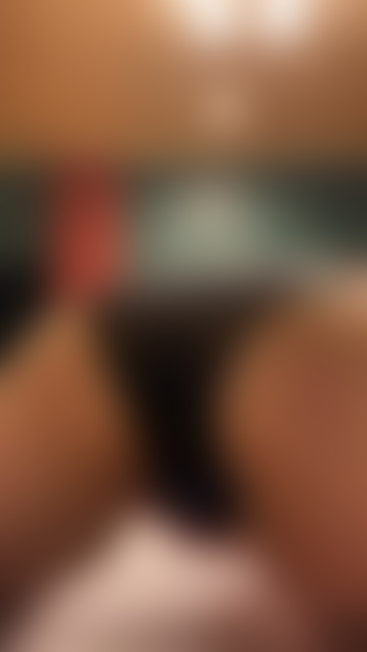 人妻チャトレみなみちゃんのオナニー動画です😍
すごく綺麗なお尻とかわいい喘ぎ声がとても興奮するので是非見てください❤️
ライブ配信で一緒におしゃべりできるので是非見にきてね❤️
minami1129で検索してね❤️
ここで待ってるよ❤️👉https://onl.tw/gqGNHJm (2/2)