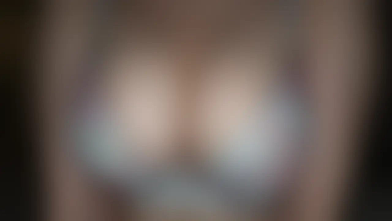 【フェラ抜き個人撮影】マヤちゃん
フェラ上手な女たちのザーメンぶっこ抜き個人撮影スマホ撮りコレクション。肉棒を隅々まで舐めまくるねっとり愛撫、スケベな音を響かせながらのバキュームノーハンドフェラ。頬を凹ませチンポに吸い付くエロすぎるオナホ顔。超濃厚な舌技でアナルをベロベロに舐め回してくれる変態女も・・・。えげつないテクで精子を搾り取る極上フェラチオ奉仕。 (2/2)
