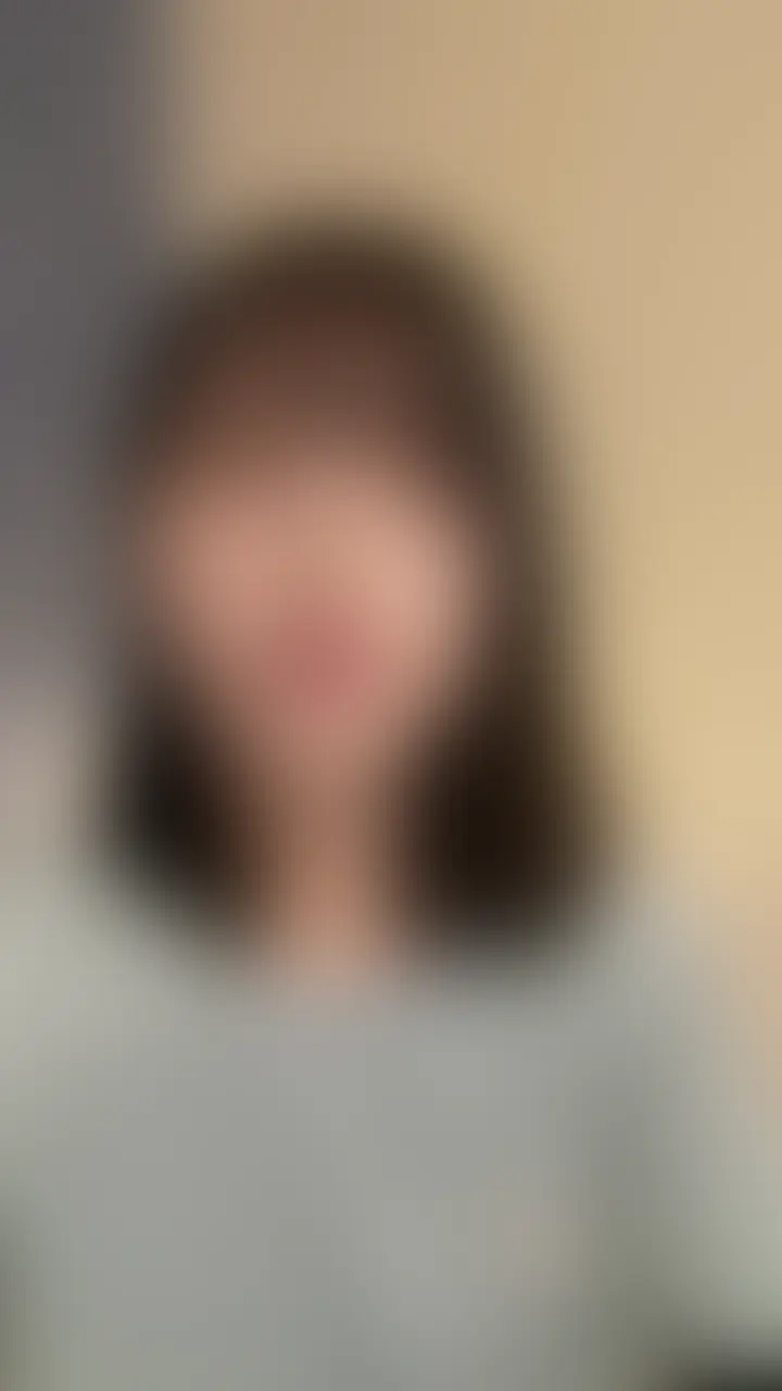 【主観オナニー】「立○佑○」ビデオ通話でオナニー晒して恥じらいイキ///

こんばんは～🙌😊
見てくれてありがとうございます❣️

後輩から送ってもらいました(#^.^#)
彼氏持ちの美乳美少女ちゃん💕
所属しているバスケ部の遠征先でオナニーです///

動画の内容を説明すると…
練習終わりの自由時間に彼氏とビデオ通話している佑○ちゃん(*'ω'*)
オナニー見せてとお願いされたっぽくて
恥ずかしがりながら洋服を脱いで…
オナニー開始。

かわいい美乳にビン立ちしている乳首も晒して
こそこそアソコをいじってました//❤️
恥ずかしがりながらもちゃんと気持ちよくなってしまう佑○ちゃんでした(*´ω｀*) (2/2)