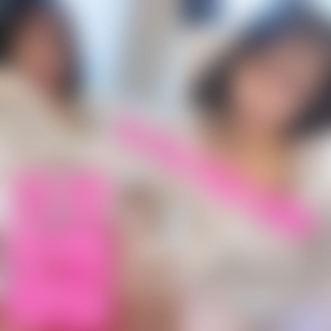 おはよ🩷ゆかろんです⭐️
スマホ推奨版だよ🩷
ラブホ個人撮影🥰
縦画像で楽しんでね🩷 (2/2)