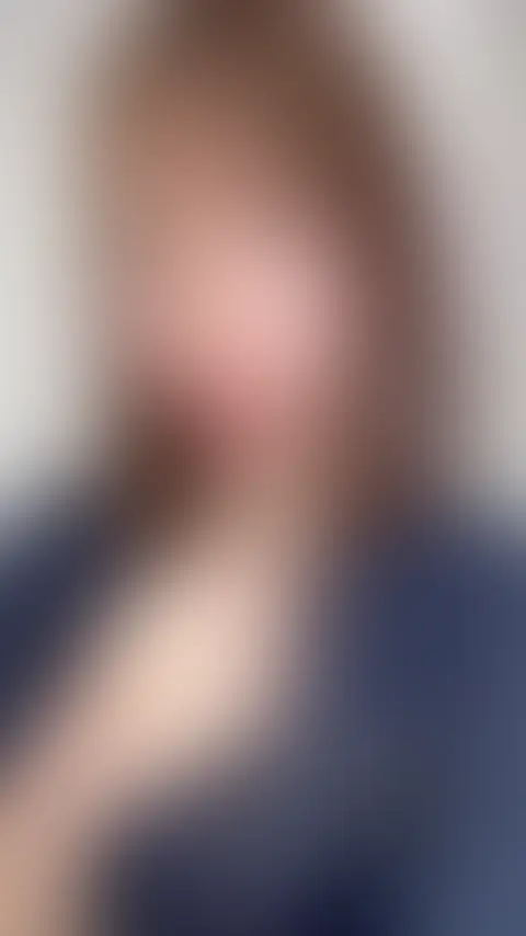 【完全顔出し】ディルドを足コキしてみたよ♡
今回はちょっと大胆な新しいチャレンジ…🫣💗
気になっていたアイテムを使って、いつもとは違う楽しみ方に挑戦してみました…💭
普段は見せないような一面も、思い切って公開しちゃいます✨
視線や仕草、細かい動きまでしっかり伝わるように——
完全顔出しでリアルな反応をそのまま収めました🥺
ドキドキしながら挑戦した今回の作品、
どんな風になっているのか…ぜひ見て確かめてね💗 (2/2)