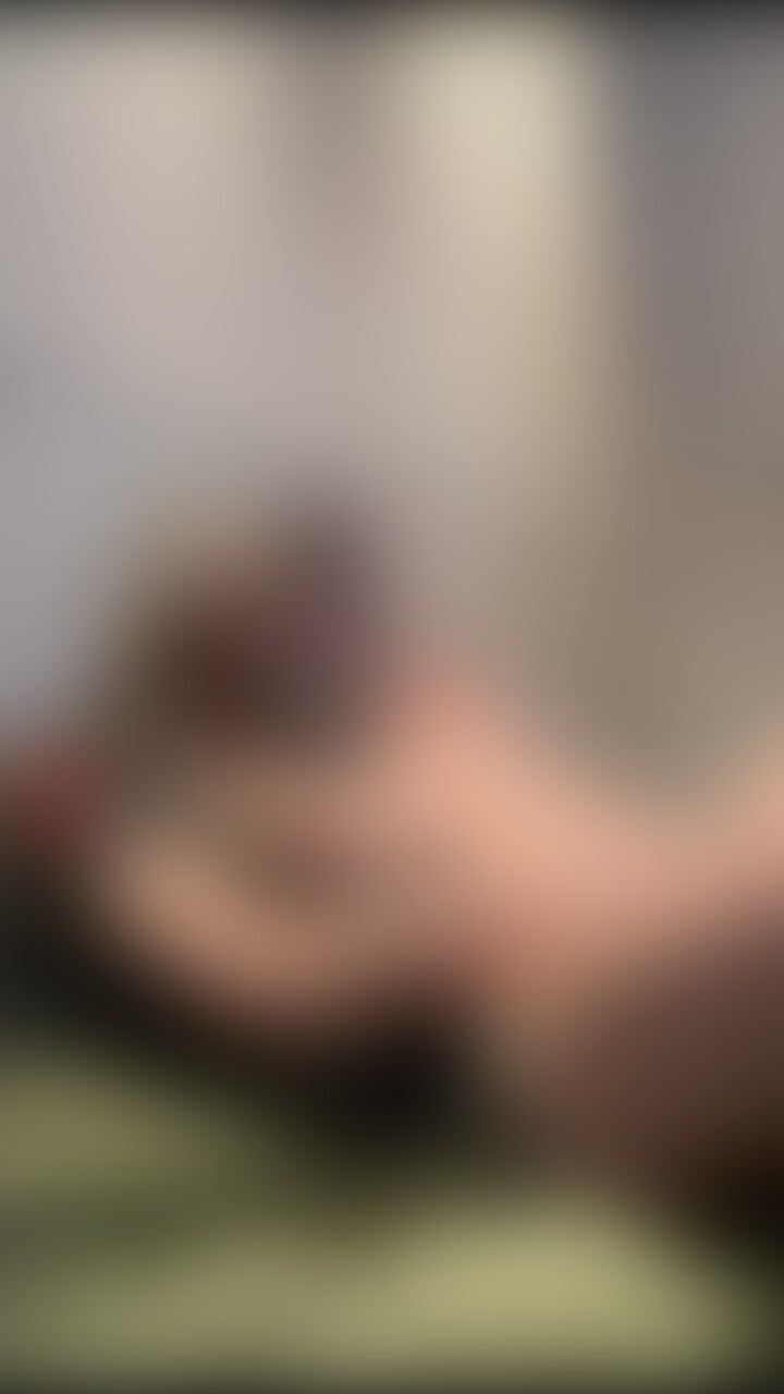 ナース🖤①前戯・オナニー
こっそり見てる雰囲気になってます😳 (2/2)