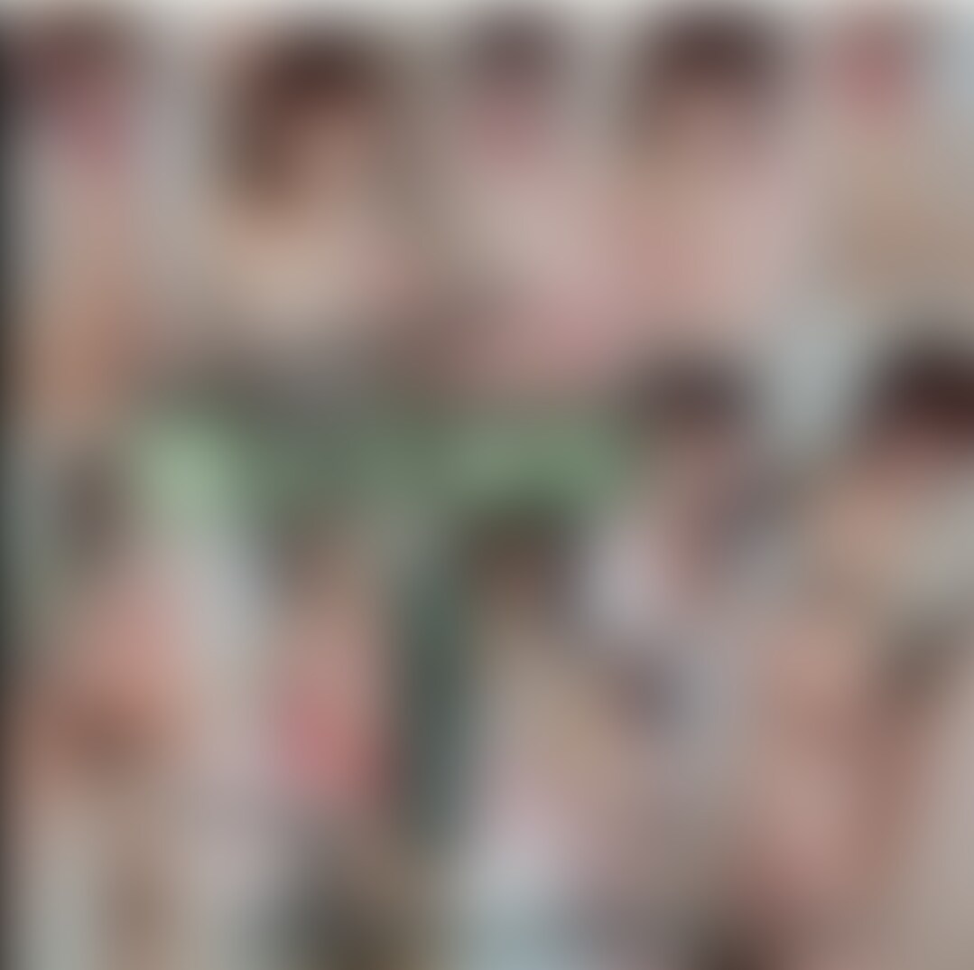 【たっぷりすぎ!77分⭐踊ってみた総集編】変態水着サンタ、レオタード、スジバンソーコ巫女、【たっぷりすぎ!77分⭐踊ってみた総集編】変態水着サンタ、レオタード、スジバンソーコ巫女、モンスターRQ、乳首丸出しアイドル衣装、桃色ミニ和服、スケスケ踊り子など♥️裸でお風呂シーンつき
この動画は、
去年の12月末から、今年2023年の5月頃までの自撮り踊って(歌って)みたの総集編です♥️
この期間は特にクリスマスやお正月、節分や、バレンタイン、ひな祭りなど、色んな華やかな可愛いイベントが続いたので、
それぞれのコンセプトで、ちょっと可愛くとてもえっちな格好で、
りかの大好きな曲や、気になった面白そうな曲を含めて
たくさん踊ってみたを撮りました
(変態水着サンタ、ノーパンバンソーコ巫女、ぴっちり白レオタード、モンスターエナジーレースクイーン衣装、スケスケ踊り子衣装、桃色ミニ浴衣など)
合間に裸でのお風呂シーンも入れた、
77分完全版です♥️
意識したわけじゃないけど、ラッキーセブンで縁起がいいですね✨
去年の末から、今年の上半期集めての大作です✨
自分でも見返すの恥ずかしいくらいの無邪気さ懸命さですが💦💦
手にとっていただけて、楽しんでもらえたらとっても嬉しいです♥️
いつもありがとう✨大好きです(´,,・ω・)᎑<,,)チュッ♥ (2/2)