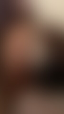 006. 28歳/サッカー選手
あのチャラ男くんがリピで来てくれた🤤
パンツ脱いだ瞬間からおちんぽギンギンで熱かったから思わず顔すりすりしちゃった笑
サッカーで鍛えた足腰もフェラしてたら「ガクガクしちゃう…」だって☺️
最後は大声でフィニッシュ💓 (2/2)