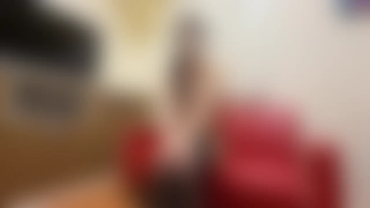 すっかり髪が伸びた西野さん。ストッキングにパーツ付きショーツで近況トーク
裸でいることを忘れて話す西野さんがどこか卑猥です
----------
※この後のハメ撮りは近日中に公開します☆
----------
※ご加入ご購入の前にお読みください。
この動画は【ショートヘア巨乳の西野さん】
https://myfans.jp/nishino_san
でも公開しております。 (2/2)