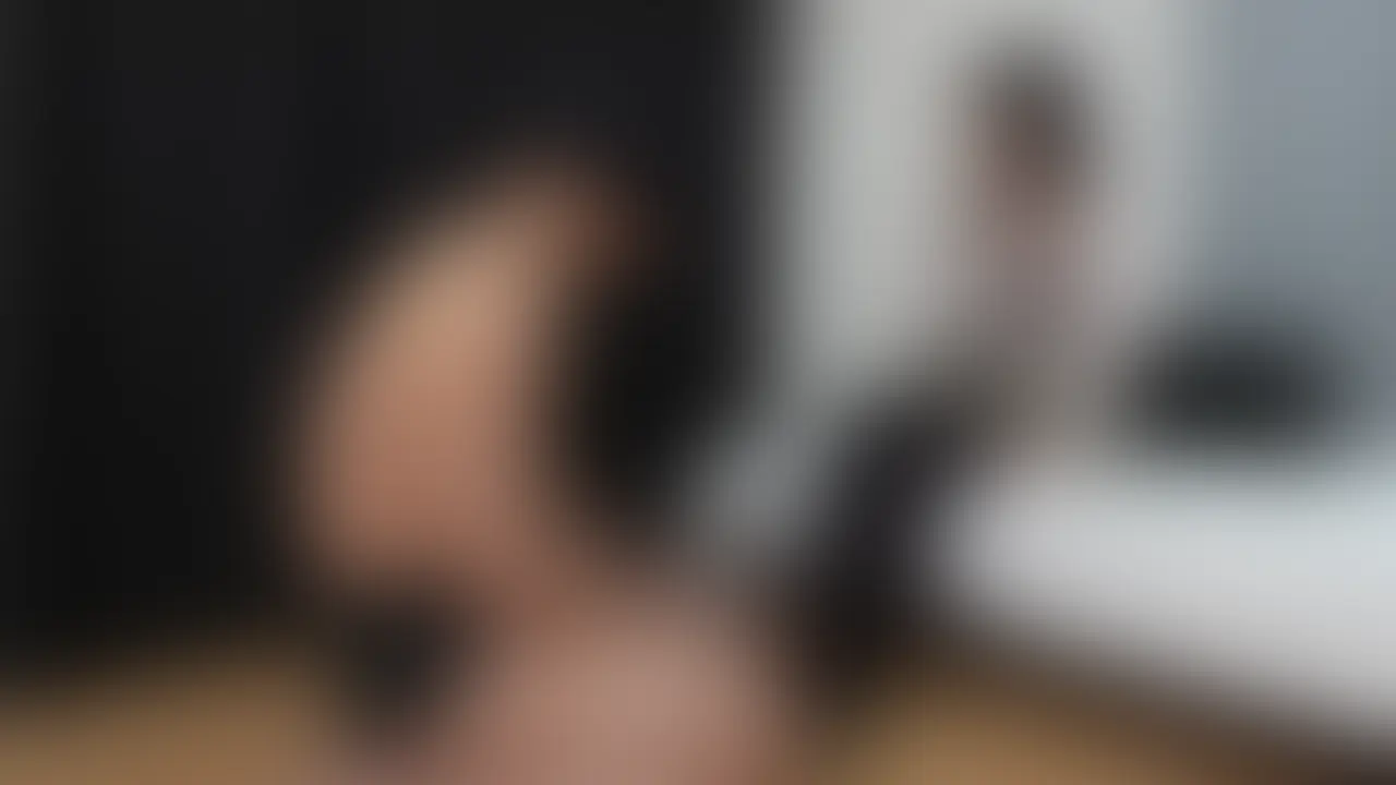 【本編顔出し】まりなちゃん、顔面騎乗電気あんま、足コキ
初登場まりなちゃん
M男を雑魚呼びしながら玩具にします。
タイツの足で股間や乳首を責め、唾を飲ませる
「ビクビクしてる」「ほんと雑魚」
顔面騎乗をしながらの電気あんま
足コキで責めて、イった後は手で潮吹きさせちゃいます。 (2/2)