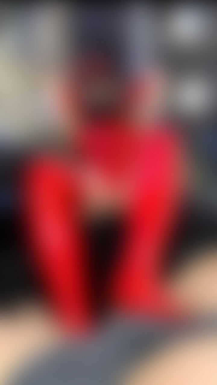 A女王様の足コキ♡ ローションでヌルヌルにするの好きでしょ？😈 (2/2)