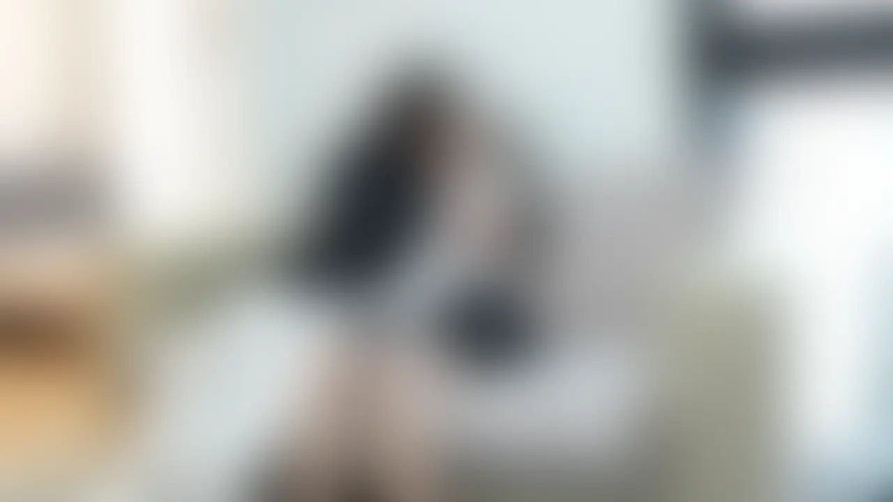 中に出されるのが性癖な150cmの小柄な女の子。小さなお口で頑張って喉奥まで咥えてくれるしキツい穴を好きなだけ使わせてくれるし変態すぎていつもより濃いのたくさん中に出しちゃいました、、 (2/2)