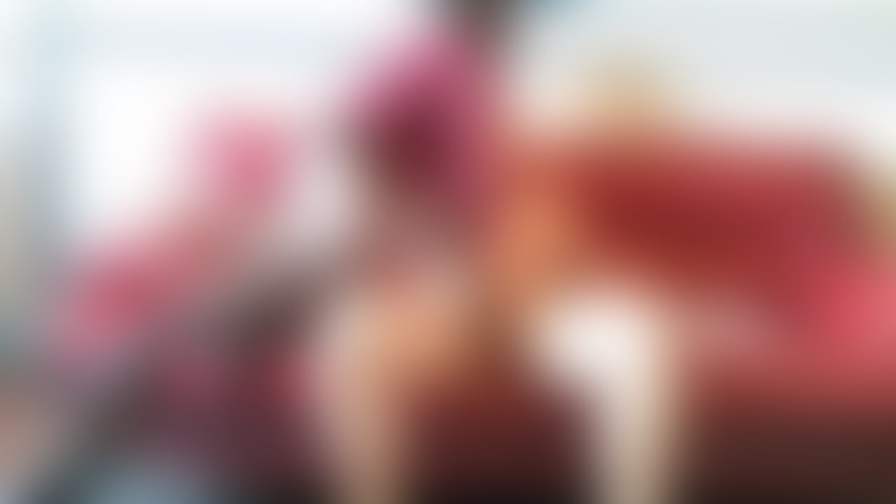 悪友と妻が立体駐車場で撮影してホテルでHしたいと妻が言ったようでラブホで愛しあったそうです。 (2/2)