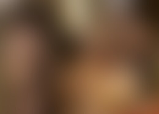 この子は20代前半の大学生の方でした。
スレンダーで身長も高くモデル系の仕事もしていたりするみたいです。
まずはいつも通り背面をオイルたっぷりでマッサージしてあげます。
座らせて後ろから入念にお胸のマッサージ。
お胸に触れようとするぁⅲ常に驚かれた様子でしたが、マッサージの効能を説明して納得していただきます。
お胸は小ぶりですが小さな乳輪にコリっとした乳首の美乳でございます。
乳腺に沿ってお胸を揉み上げながら、時折乳首に指をすべらせるとすぐに乳首は硬く尖っていきます。
硬くった乳首にキュッと指で摘まんでみると、身体をビクビクぁ鋻応させながら「今弄ってなかったですか?wダメですよぉw」とかわいらしく指摘されてしまいました。
鼠径部の際どい部分に指を這わせてマッサージしてあげながら少しずつ指をアソコに近づけていくと身体をよじらせて敏感に反応しています。
紙パンツの中に手を突っ込んで両側の鼠径部をマッサージしながら股間を外側から包み込んでいきます。
「おぉ…恥ずかしいですねw」と照れ笑いを浮かべておりましたが、そっと股間に触れてみるとは既に大量の愛液が溢れ出しておりました。
濡れてしまっていることを指摘してみると顔を隠して恥ずかしそうにしておりました。
サービスの一環としてオイルと愛液でヌルヌルになっているアソコを擦ってあげると「はぁん…!ダメ…あぁ…ん!」と身体をビクビクさせながら感じてしまっております。
「彼氏に怒られちゃうから…やめてください…!」と言いながらも非常に敏感な身体は激しく震えながら愛液を溢れ出させております。
膣内を指で刺激しながら同時にクリトリスを擦ってあげると、「だめ…だめ…!ストップ…ストップ!」と激しく喘ぎながら身体を痙攣させて絶頂に至ってしまったようでした。
何こんなに敏感な身体をしている女性はなかなかおりませんので、私も非常に興奮してしまいビンビンに勃起した○○○を彼女の口元に近づけます。
かなり驚いておりましたがクリトリスをキュッと擦ってあげるとすぐにエロモードになって○○○をぱっくりと咥え込んでくれました。
ここまできたら私も最後までお付き合いしなくてはなりません。
彼女に跨り挿入しようとすると「ダメ…ダメぇ…!」と気持ちでは抵抗しているようでしたが、身体は私の○○○を欲しているのは間違いありません。
一気に奥まで挿入してゆっくりとピストンしてあげると気持ち良さそうな喘ぎ声を出しながら感じてしまっているようでした。
かなり気持ち良いのか悲鳴のような喘ぎ声をあげながら「だめだめだめ!イっちゃう…!イっちゃう!!」と何度も身体を痙攣させてイキまくっております。
きっぁ馞氏のモノよりも私の○○○の方がずっと気持ち良いのかもしれません。
バックや騎乗位でも激しくピストンしまくってあげると「もうムリ!ムリだから!それ以上ダメぇ…!」と何度もイキまくってしまう姿が最高にエロかったです。
こんなにエロくて敏感な身体の女性とはなかなか会えませんので私も大興奮してしまい、お恥ずかしながらも大量の精子を彼女の身体中にぶちまけてしまいました。 (2/2)