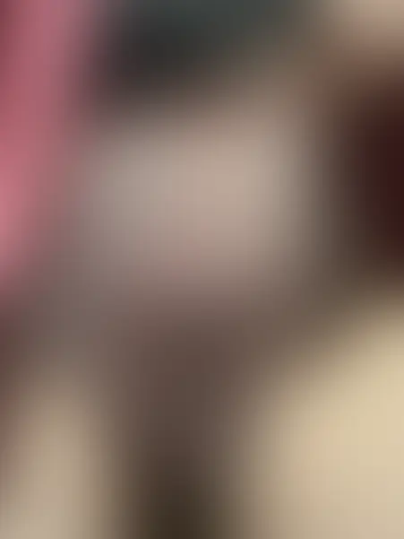 ぽぽぽ🌼(🥰女子大生の下着姿🥰)「ぽぽぽの今日のパンツです🥰🥰 ピンクの剛毛透け透けパンツ🥰 クロッチ汚れはプラン加入で見れますよ🥰」の投稿サムネイル