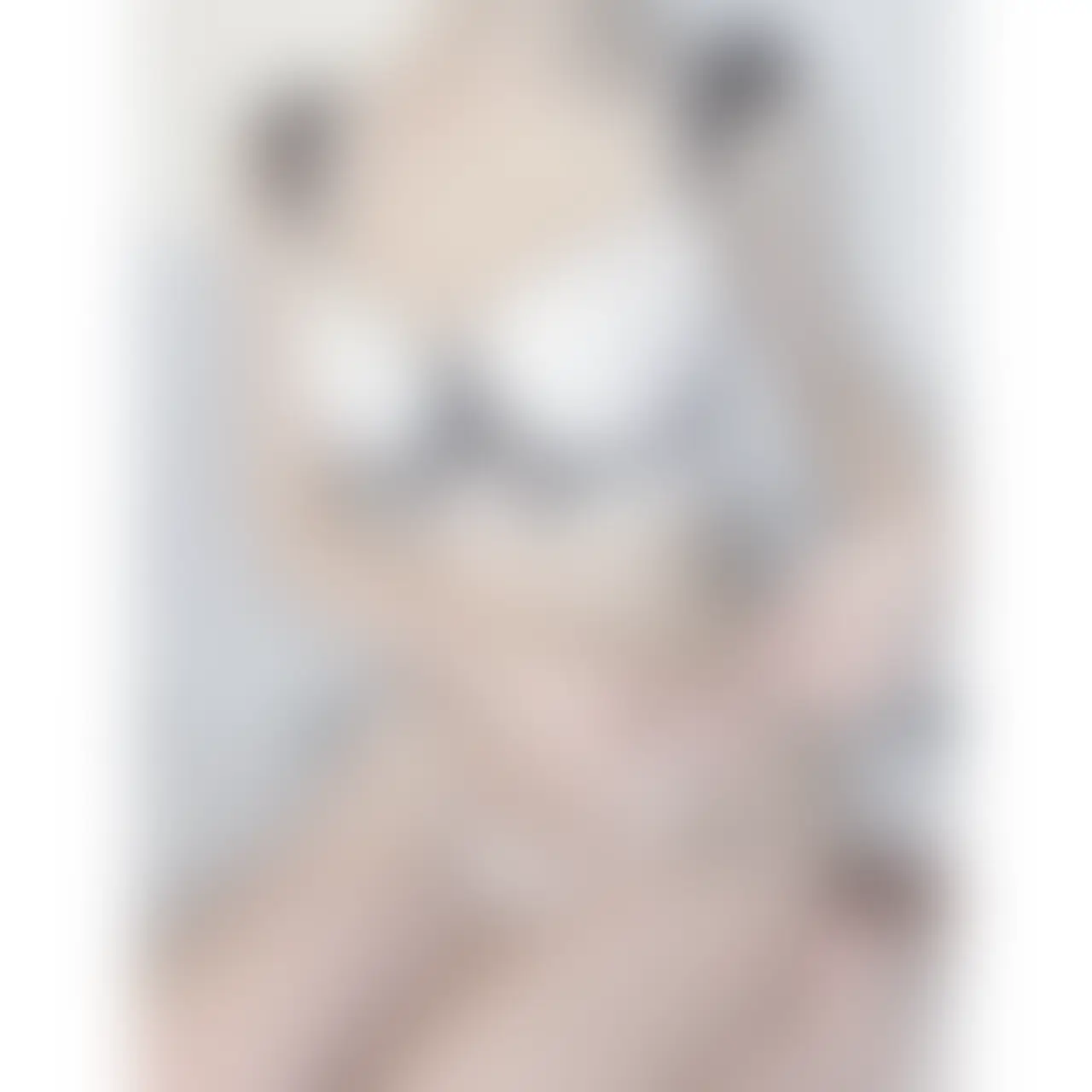 𝑎𝑦𝑎𝑛𝑜「ここ数年で自分でお迎えした下着で 1番可愛い！ってなったセットです🐈‍⬛🤍 ガーリーなのにセクシーでたまらんです ฅ^. ̫.^ฅ」の投稿サムネイル