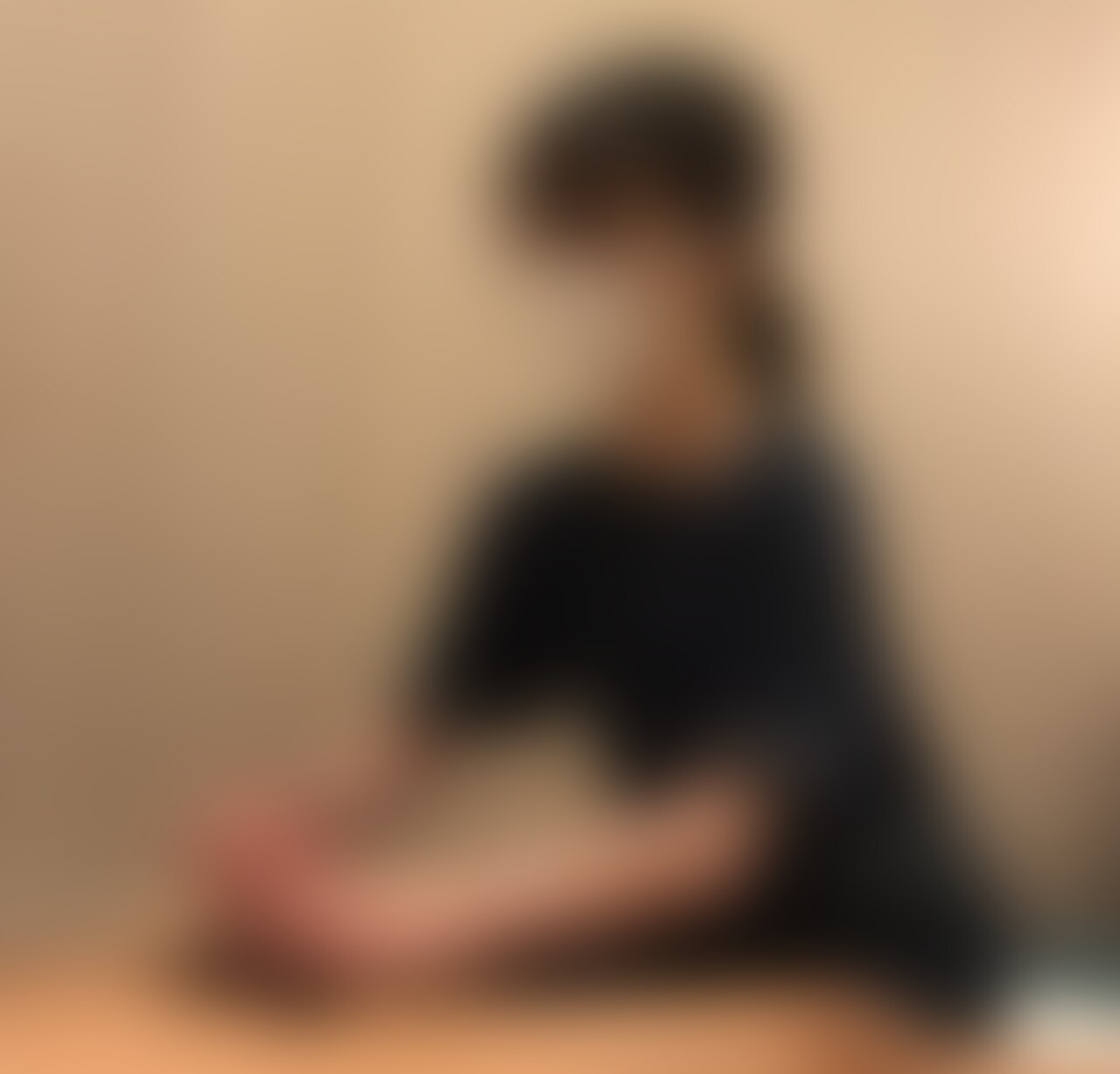 出張ローション手コキ○○○【ランカー・木内(20歳)】
┈┈┈┈┈┈┈┈┈┈┈┈┈┈┈
🙏みなさまにお願い🙏
「いいね」をたくさんもらえると投稿頻度を増やす励みになるのでぜひ♡を押してください!
┈┈┈┈┈┈┈┈┈┈┈┈┈┈┈
どうも風俗大好き、ゆってぃ監督です。
30分4,000円の激安出張オナクラで20歳のランキング上位の若いセラピストを指名!
コロナで性感サロンに来る人自体が少ないようで指名したことをすっごく喜んでくれました^^
容姿はスレンダーでかわいい系。制服の上からなのでおっぱいの大きさはよく分かりませんが微乳(?)で、美脚の美少女でした。
話を聞いたら普段は女子大生をやっているのだそう。JDってとこがまたエロいですね。
美人で可愛いくて亀頭をローションで高速手淫されて大量射精してしまいました。
○○○の流出モノなので「拡散等は絶対NG」でお願いします。
エステやリラクゼーションに行くくらいなら風俗業界未経験の素人もいる手コキ専門店が断然おすすめですね。デリヘルやヘルス、ソープ、ホテヘルより安いし、サクッと抜きできる。
女の子との交渉次第ではお店を通さず会って、自分好みのコスプレを着せたり、ハメ撮りをしたり、オナニーを見せてもらったり、、なんてことも可能だったりします。
ちなみに小型カメラで○○○していたんですが、チラチラ見られている気が…バレたかな。。
場合によっては予告なく削除することもございますので、気になる方はお早めのご購入をおすすめします。
すごく可愛い子でサービスも良かったので、今度はオプションでもつけようかな。下着姿、淫語攻め、足コキ…想像するだけでテンション上がりますw
その際はまたオリジナルの個人撮影○○○動画を公開しますね。笑 (2/2)