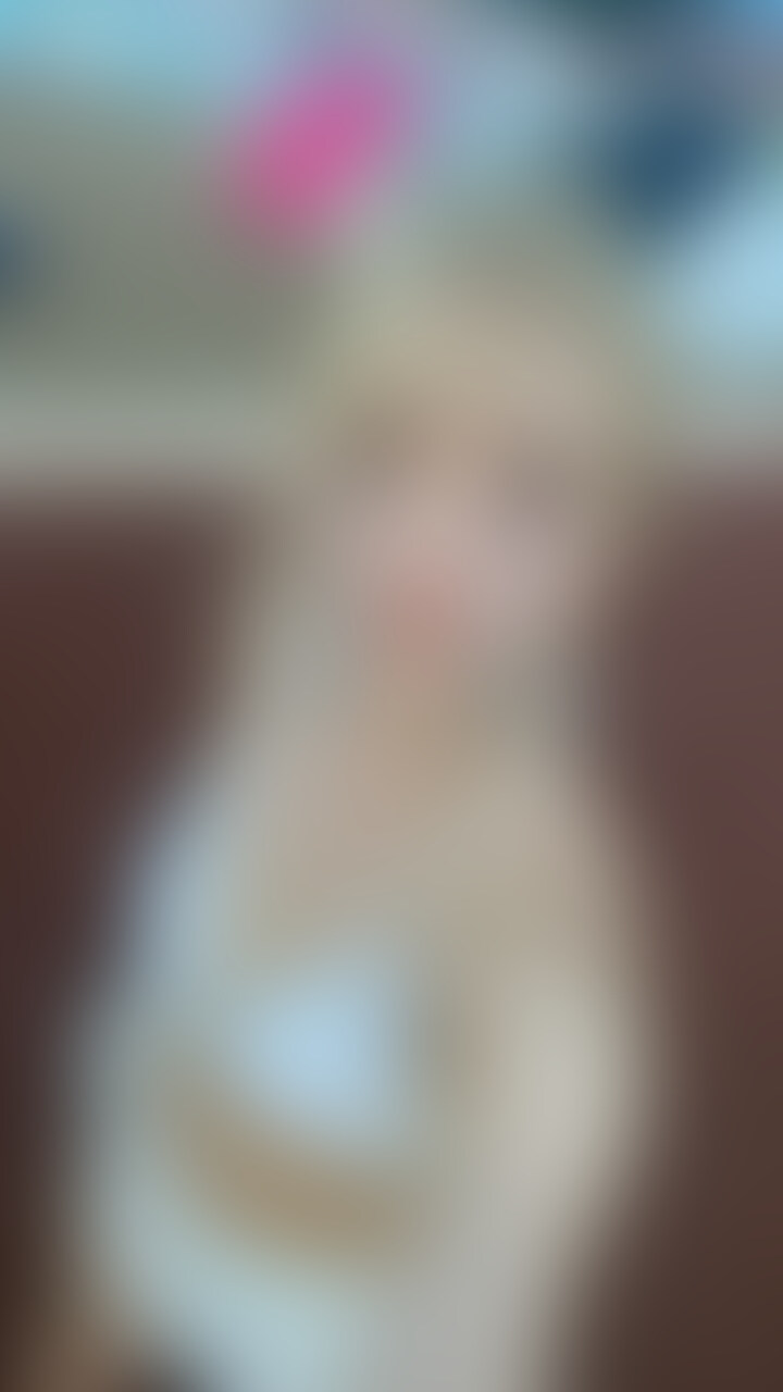 【マスク顔出し】
DMをくれた秋元真夏似のまりちゃん（21歳Dカップ）とのオフパコ2回目🏨低身長なのにしっかりと締まったエロボディが最高でした…。1番気持ち良かった体位を聞くとまさかの「中出し正常位」

やっぱりちっちゃい女の子ってエロい子が多いですね。

2回戦目のコスプレハメ撮りverはこちら⤵︎
https://myfans.jp/posts/06cc42df-5e8b-49c4-88c1-9da694a0139e

前回の密会ハメ撮りはこちら⤵︎
https://myfans.jp/posts/a6f45e6b-cf6d-4f64-9e89-9d3fe3f05eef


👧女の子👧
・まりちゃん
・21歳
・150㎝
・Dカップ
・美肌
・美乳
・色白
・マスク顔出し
・中出し (2/2)