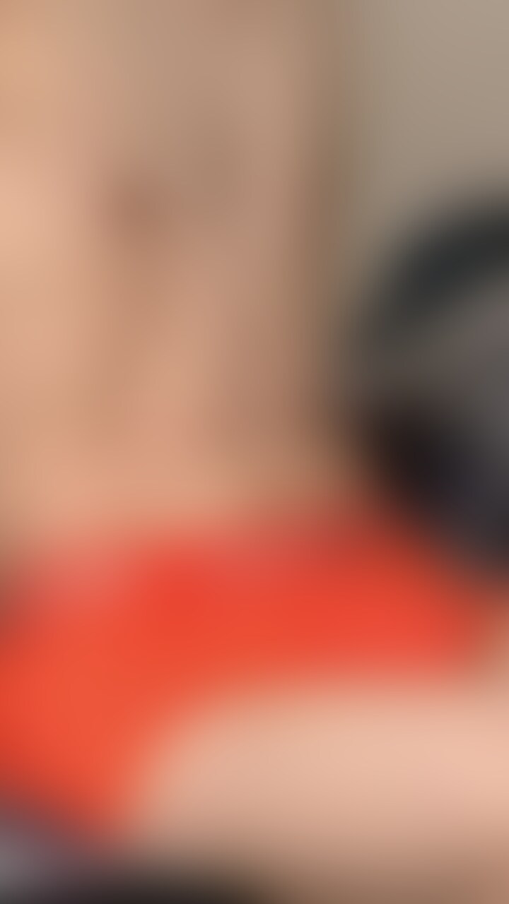 前半は腹筋のある細マッチョお○○○さんに久々に俺がフェラした動画 sample 1