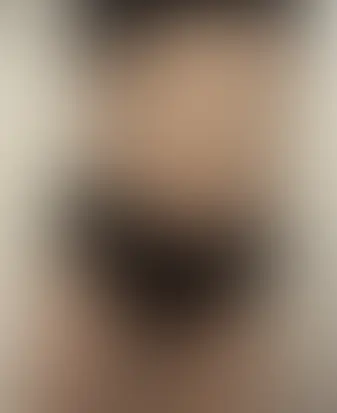 ぽぽぽ🌼(🥰女子大生の下着姿🥰)「ぽぽぽの今日のパンツです🥰🥰 黒のパンツ😅😅 クロッチ汚れはプラン加入で見れますよ🥰」の投稿サムネイル