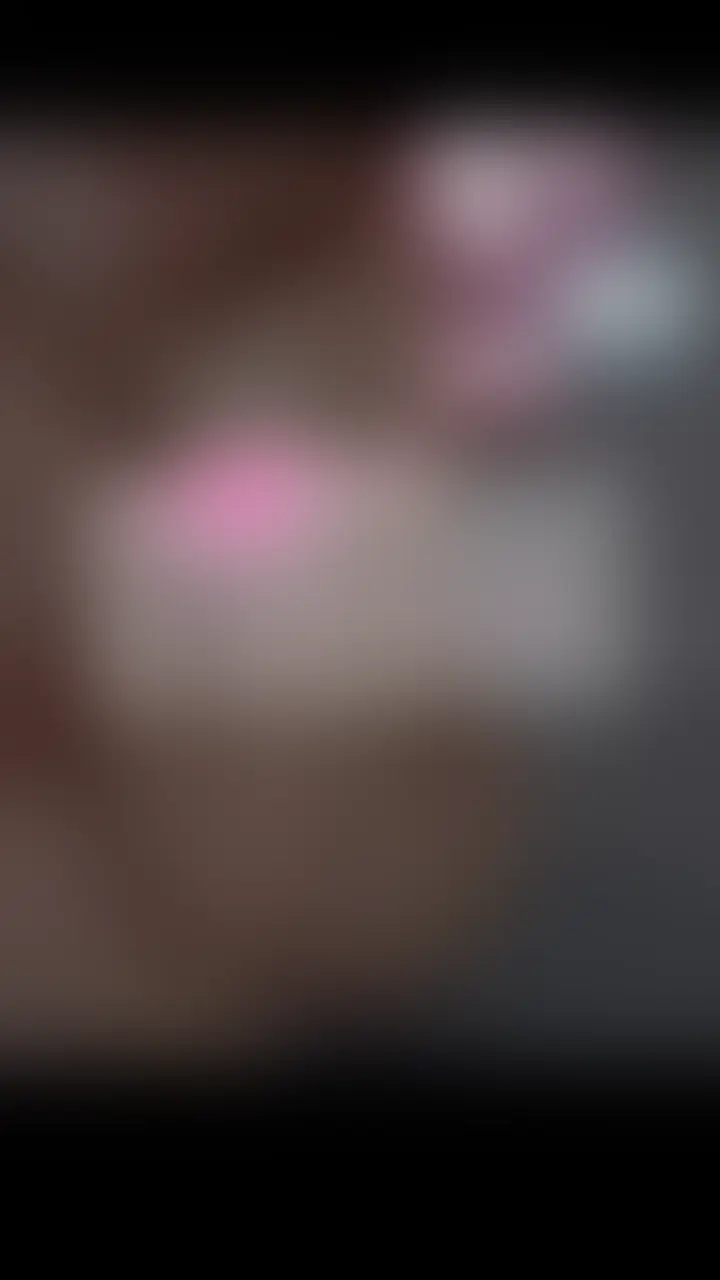 見返すと過去一せいな汁ブッシャーな気がする🐳💦
オナニーの時間です⏰❣️一緒に気持ちよくなりましょ!
お話ししながらいきなり電マあててオナニー♡
途中母乳も出しながら手マンしてみたり、
最後はやっぱり電マにイかされて潮吹き⁈
おまんこアップでよーく見えます♡
顔出しはこちら→ https://myfans.jp/posts/efeaa7f7-7a49-4215-8ad3-25a489d7ea30 (2/2)