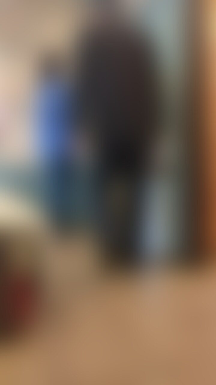 スーツ男子に貸出しした時の動画を公開します。
妻はスーツの似合う男性が前から好きでスーツ男子と妻のセックスをご覧下さい。
シリーズ途中に編集の都合上別の動画を公開する場合がありますがご了承下さい。 (2/2)