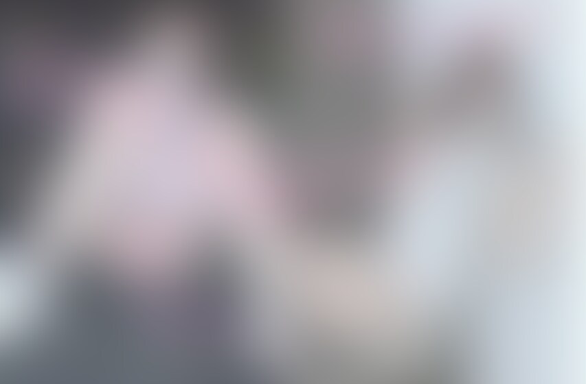 どこでもTバック美尻出しちゃうお嬢さまと興奮しっぱなし早漏おじさんが対決したら余裕で負けましたw (2/2)