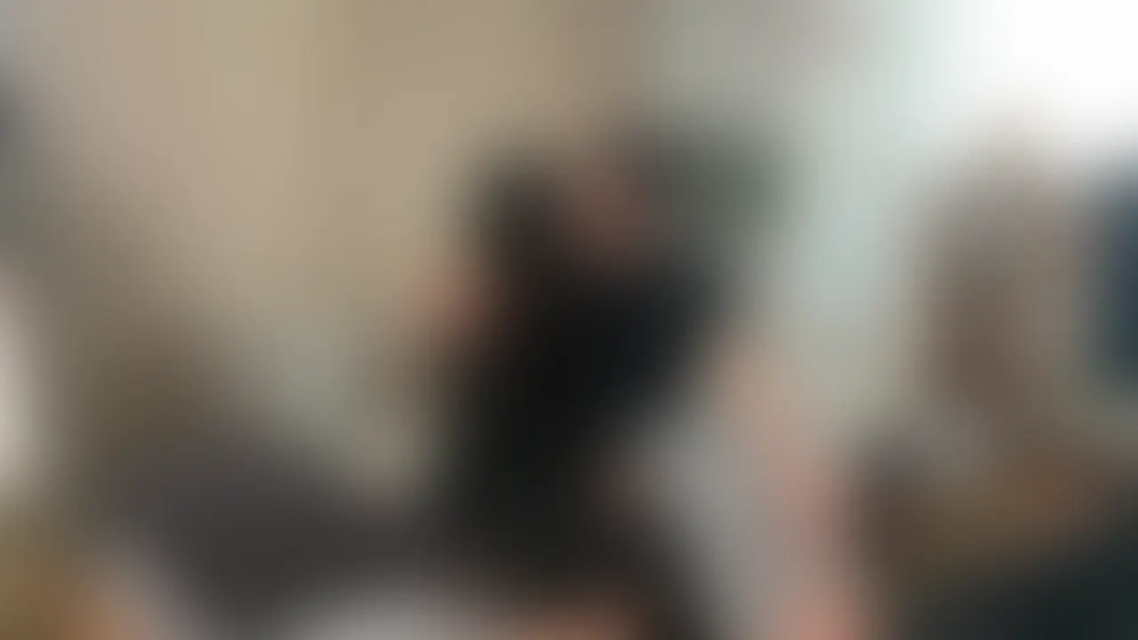 【本編完全顔出し】

22歳 / 新卒看護師 / Cカップ / 彼氏持ち / Tinder

5年付き合ってる彼氏と倦怠期で、性欲満たすためにマチアプでエッチしまくってるらしい。 (2/2)