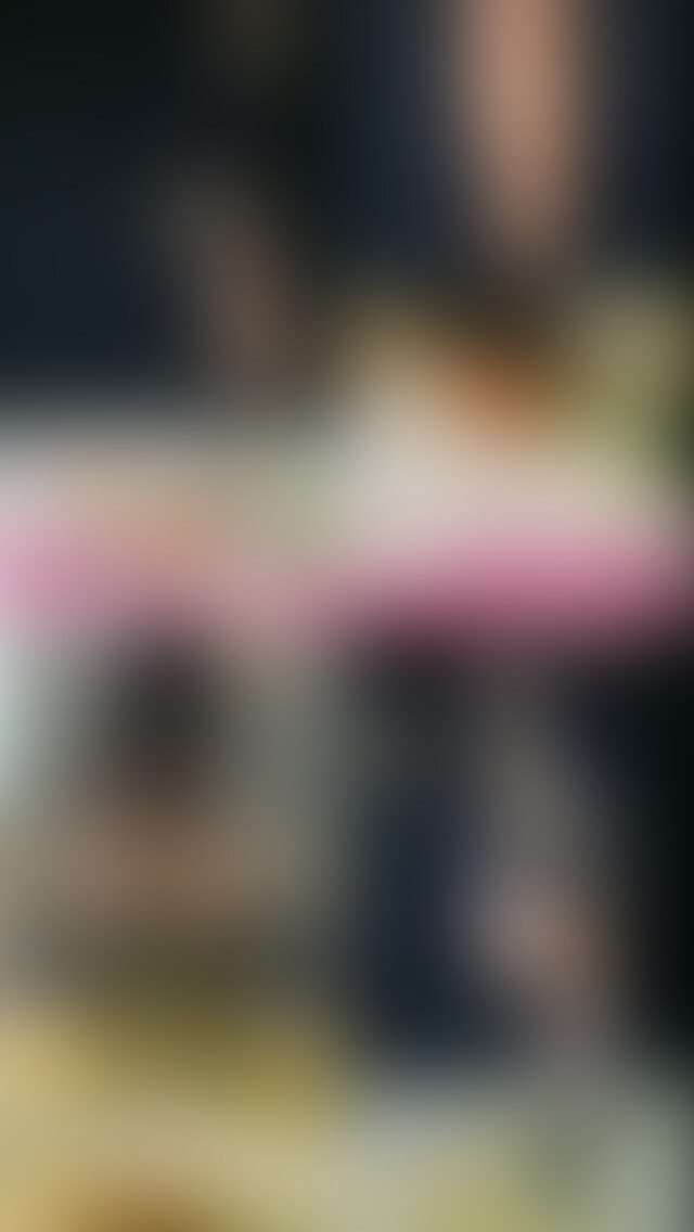 CP133【20分31秒🌟】スタイル抜群の19歳の女子大学生さんが私物のローファーを履いて食べ物を容赦なく踏み潰す‼︎ (2/2)
