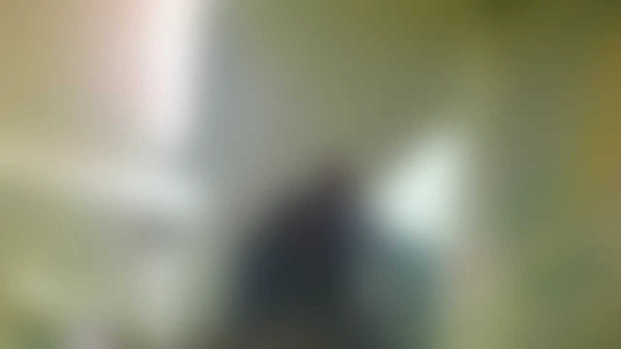 174.175人目（約8分40秒）
赤チェ二人組
TIKTO〇で踊ってそうな２人組！
めちゃミニスカで電車内こんでたので滞空時間長くずっとスカートの中にカバンカメラ差し込めました
生Pの子は薄ピンクでした (2/2)