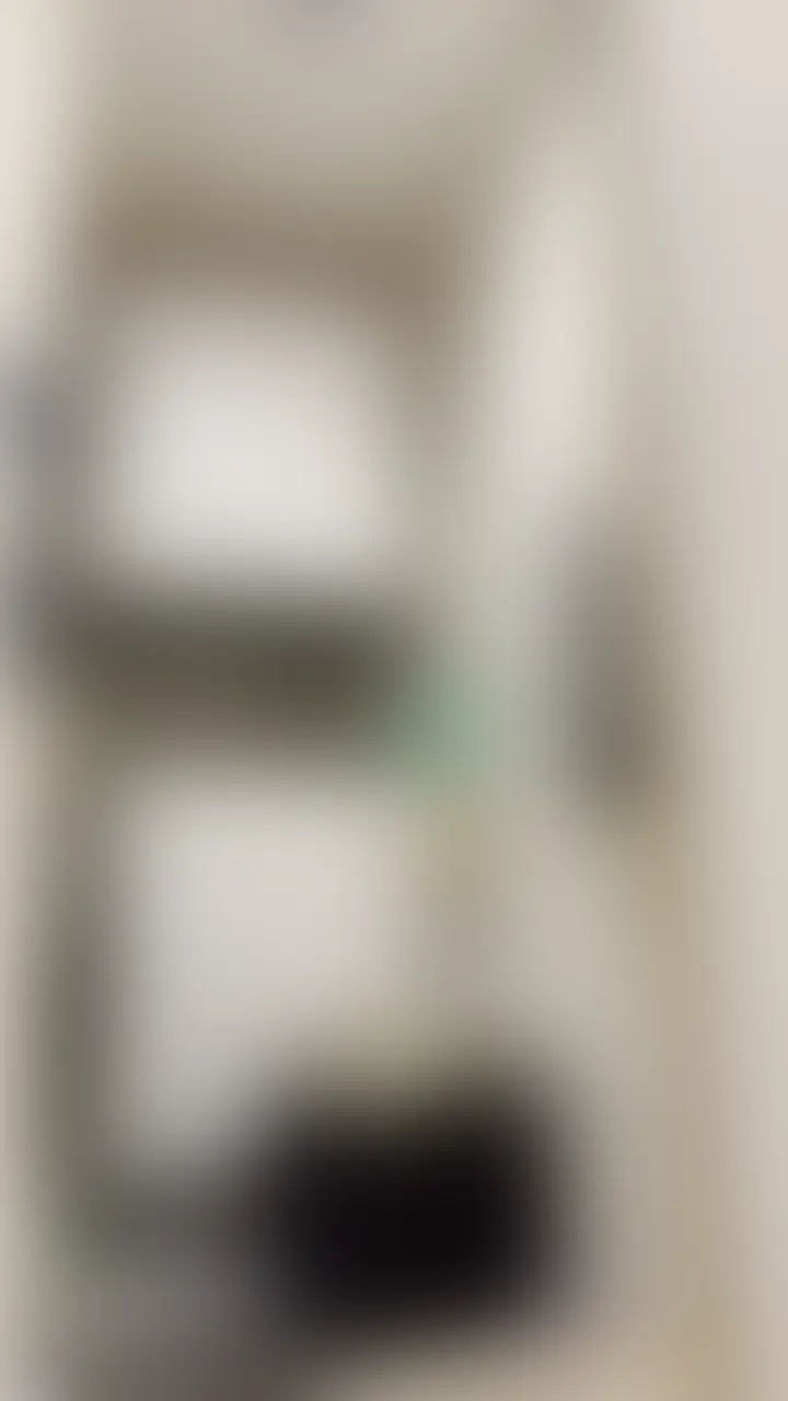 普段は真面目な先生で2児の母の
水着試着動画です。 (2/2)
