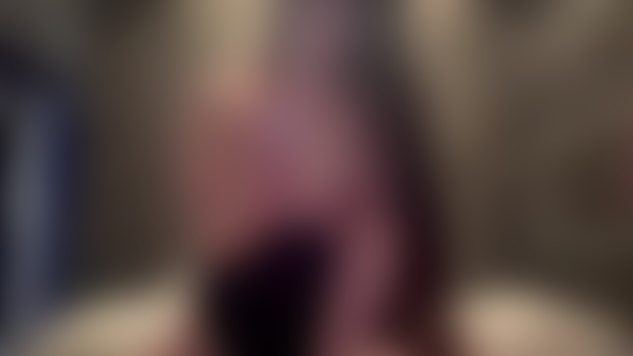 アイコス吸いながら騎乗位で喘ぐ豊満巨乳 (2/2)