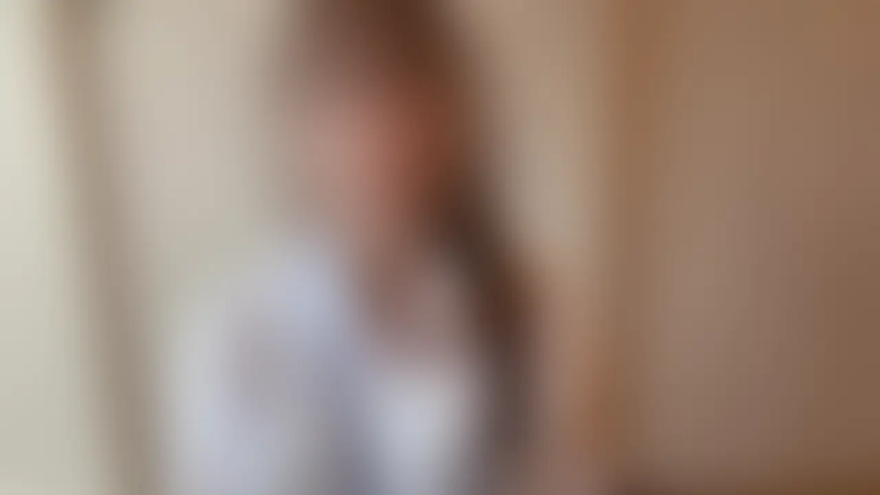朝からムラムラが治らなくてスーツのままオナニーしちゃった🥺 (2/2)