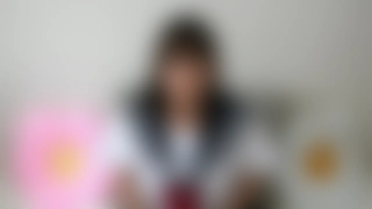 垂れてきちゃったの見てほしい...😳
ちょっと前のだけど、また見てね (2/2)