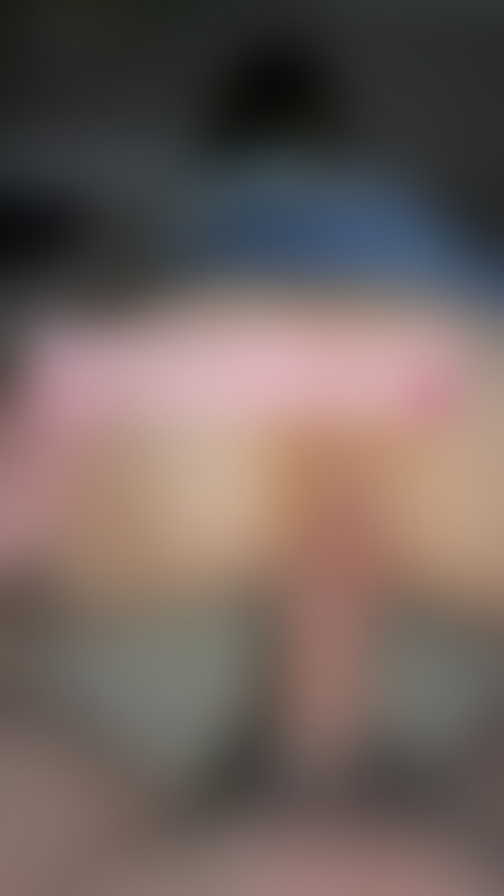 制服コスでバックでズボズボ💗
白濁液漏らして感じてます🥰 (2/2)