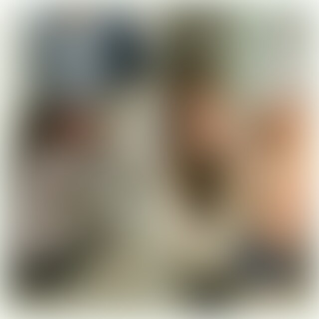 前回大反響でしたので、またまたこのかわいい女の子に2連続口内発射しちゃいました笑
しかも!
今回は女の子の自宅マンションの通路でやっちゃいますw
彼氏と同棲している女の子なんですが、アポ無しで
「今OOOちゃんの住んでるマンションの下にいるんだけど部屋に行っていい?」
「彼氏いるから絶対だめです!!!」
「彼氏は今何やってるの?」
「寝てますね。」
「じゃあとりあえず下まで降りてきて!」
と言う流れでマンションの1階まで降りてきてもらいます。
ちなみに僕は友人と二人でいたんですがその事は内緒にしてましたww
彼氏が寝室で寝てるなら部屋の玄関とこでこっそりやらせてくれないか交渉したんですがそれは絶対やだと断固拒否られましたwww
でも何もせず帰るわけにはいかないので、
「じゃあ俺と友達のちんOしゃぶって抜いてくれたら今日はかえるw」
といって、女の子部屋がある階まで行き、エレベーター前で友人のちんOをしゃぶらせましたww
ガチでこの女の子が住むマンションなので女の子もかなりビクビクしてますwww
「早くしゃぶっていかせないと人がきちゃうよ!」
といい、早速友人のちんOをフェラさせてみます。
相変わらずの丁寧で、奥まで咥えるフェラを見ていると僕もムラムラしてきますねww
普段は早漏の友人もなんとか耐えてる感じですw
しばらくフェラをさせていると
「いきそう…」
と言ってそのまま彼女の口の中に発射です。
女の子が僕の友人の精子を床に吐き出し、友人は満足して先に下に降りて行きました。
すかさず僕もフェラさせようとしたら
「もし彼氏が今起きちゃったら怪しまれるから戻りたいです…」
と言い出したんでそのまま非常階段のほうに移動し○○○加えさせましたwww
本当に早く帰りたいみたいで少し泣きそうな顔をしているのを見るとさらに興奮しちゃいますwww
そして僕もそのままフェラをしてもらい彼女の口へ発射しちゃいましたww
今回もめちゃくちゃ興奮するリアルな映像撮れたのでよしとしましょう笑笑
⚠️私の投稿している作品は本当にプロダクション等に出演しているモデル、女優はいなく、
本当にガチの路上で声かけた女の子や、友人、友人の彼女などが出ているため、もしバレた
場合は即刻削除いたしますので
ご了承ください。。。
【注意事項】
※本作品の出演者は身分証確認により○○○以上であることを確認しています。
※本作品は公開する事を目的に作られたオリジナル動画です。
※二次使用、譲渡、転載、転売等は禁止します。
※無断アップロードしているサイト等発見されたらご報告いただけると幸いです。
※早期に販売終了する場合もございます。 (2/2)