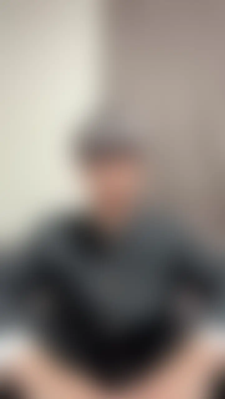 ノンケの友達がオナニーしてますパート2！！笑実際に使用していた学生服らしいです。ちなみに今回は大量射精です！めっち... sample 1